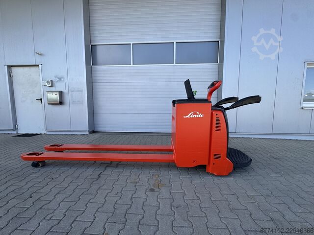 Porta-paletes manual Linde T20AP--EK