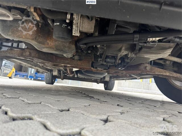 하이루프 스테이션 왜건 Ford Transit 4x2 Van with 2 Sets of Tires