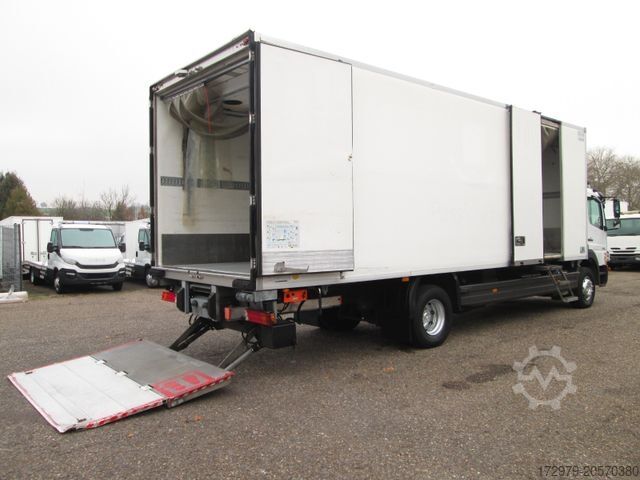 Hladilni tovornjak MERCEDES-BENZ Atego 1622*2xCarrier Kühlkoffer 7.80m*Euro5*LBW*