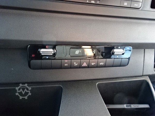 Ван с висока покривка MERCEDES-BENZ Sprinter III Kasten 319 CDI RWD