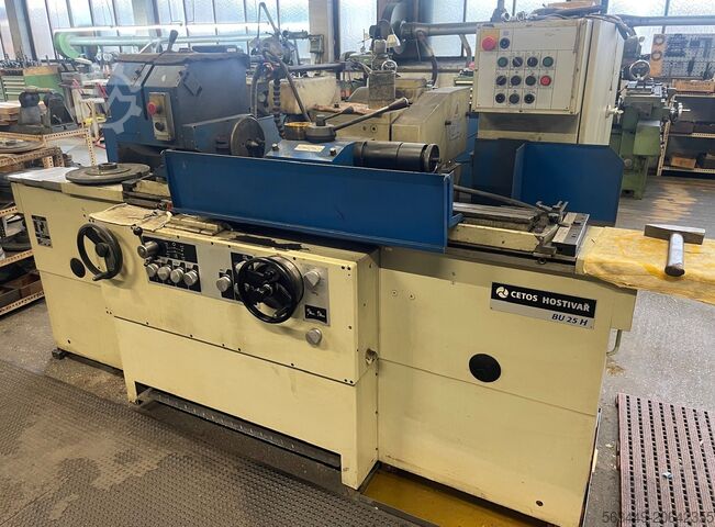 Stroj za cilindrično brušenje cetos BU 25 H