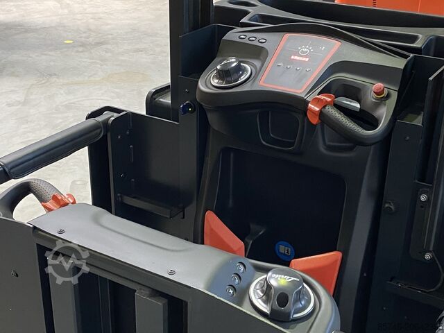 V 10 / * DEMO !! DOPPIO sterzo !! LINDE V 10 / * DEMO !! DOUBLE steering !!