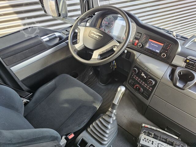 Camião-grua MAN TGS 26.480 6x6 / HIAB CRANE / TRACTOR + BOX TRUCK