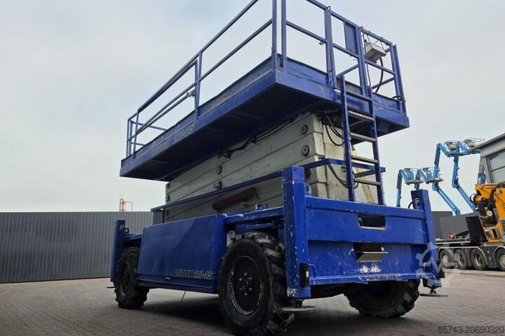 Platform kerja teleskopik yang diartikulasikan Liftlux SL210-25D4WDS/P Diesel, Hydraulic Deck Extension,