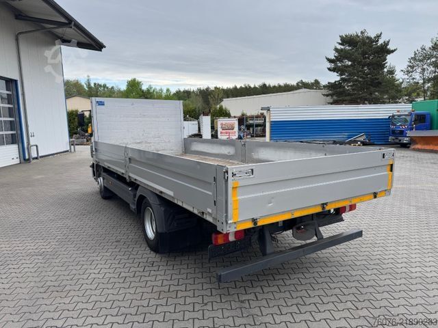 Kamion s ravnom platformom MERCEDES-BENZ Atego 1221 L Pritsche 6.2m Klima AHK