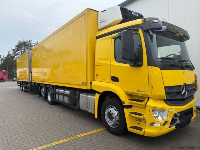 Rashladni kamion MERCEDES-BENZ 2540 LL 6x2/4 Kühlkoffer 8.2m LBW 2,5t  Carrier