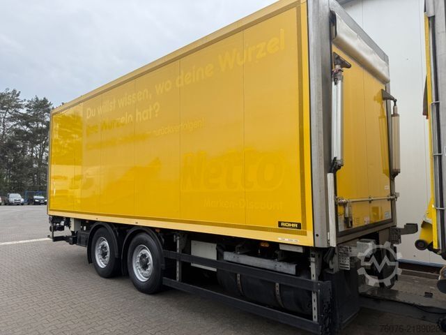 Rashladni kamion MERCEDES-BENZ 2540 LL 6x2/4 Kühlkoffer 8.2m LBW 2,5t  Carrier