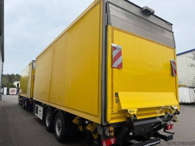 Rashladni kamion MERCEDES-BENZ 2540 LL 6x2/4 Kühlkoffer 8.2m LBW 2,5t  Carrier