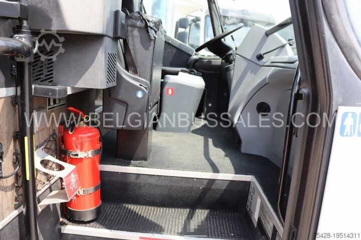 Treneris VDL Futura classic FHD-13-420 / Lift Handicap Bus /...