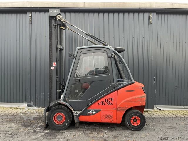 Chariot élévateur à fourche diesel Linde H30D-02
