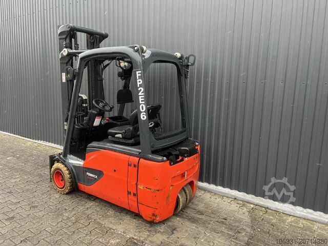 Chariot élévateur électrique à 3 roues Linde E20L-02