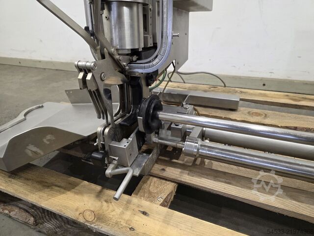 Macchina clippatrice Tippertie KDCM 90