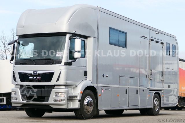 Viehtransporter LKW MAN TGM 18.290 Pferdetransport Wohnwagen