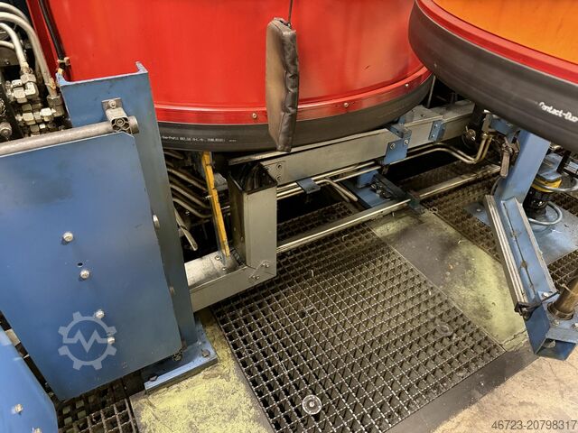 Hydraulic tire vulcanizing press Harburg-Freudenberger Maschinenbau GmbH MCP 52-180IC