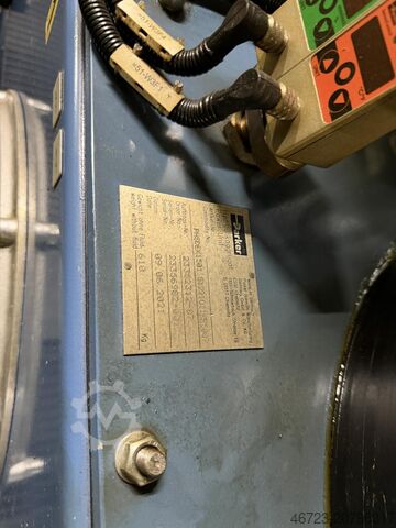 Hydraulic tire vulcanizing press Harburg-Freudenberger Maschinenbau GmbH MCP 52-180IC