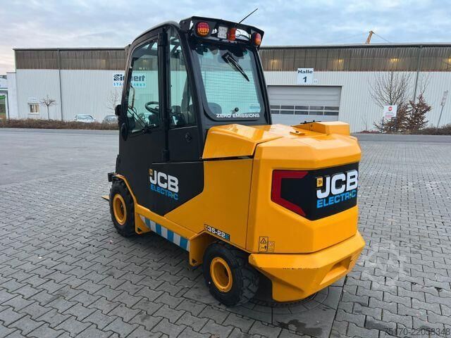 Viličar JCB TLT 35-22E Teletruck / nur 131h! / 2022 / SS