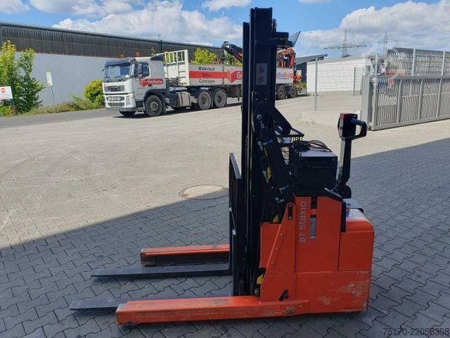 Højtløftende plukstabler Toyota RWE 120 / Schubmaststapler / Duplex:2.9m / 257h!