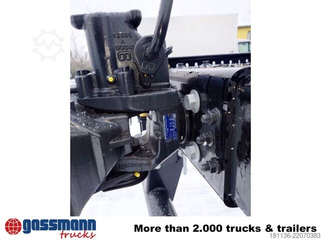 รถบรรทุกขนถ่ายตู้คอนเทนเนอร์แบบตะขอ (roll-off) Iveco EuroCargo ML150E32W 4x4