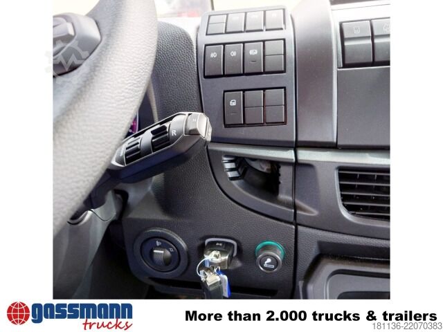 รถบรรทุกขนถ่ายตู้คอนเทนเนอร์แบบตะขอ (roll-off) Iveco EuroCargo ML150E32W 4x4