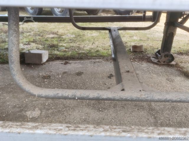 Semiremorcă basculantă BODEX KIS3B