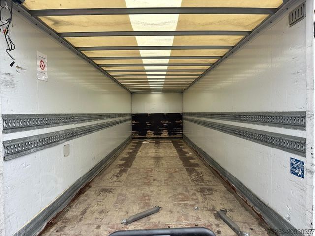 Dostavno vozilo s kesonom IVECO Koffer 8,80 m