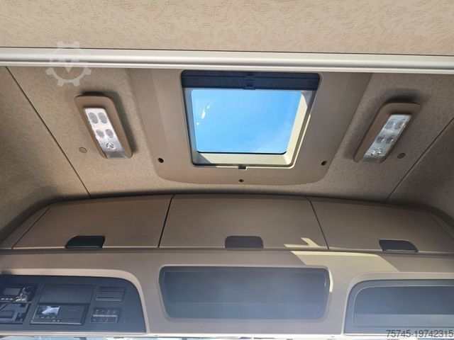 Камион за опасни материали MERCEDES-BENZ ACTROS 1846 * 2X NEBENANT. * ADR * ACC * 2X VORH