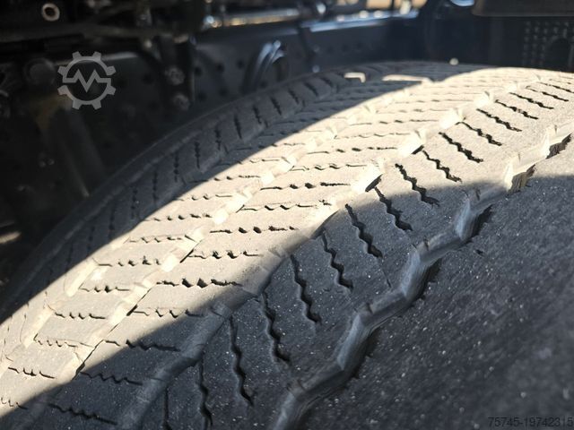 Камион за опасни материали MERCEDES-BENZ ACTROS 1846 * 2X NEBENANT. * ADR * ACC * 2X VORH