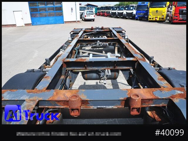Вантажівка спеціального призначення SCHMITZ AWF 18, BDF Anhänger Standard 7,45