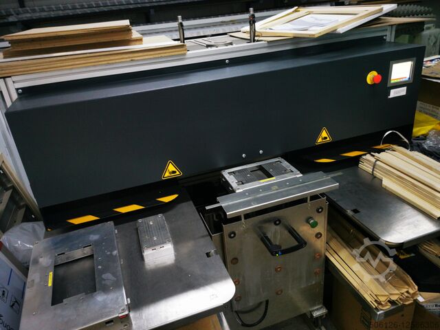 Esticador de lona semi-automático ISAG Imaging Solutions AG EasyFrame