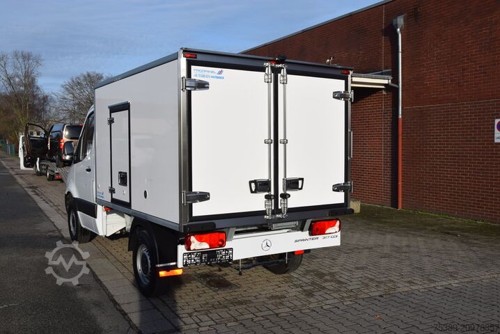 Nutzfahrzeug Mercedes-Benz Sprinter  317 Tiefkühkoffer -20 Stand Fahrk Navi