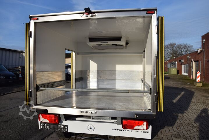 Nutzfahrzeug Mercedes-Benz Sprinter  317 Tiefkühkoffer -20 Stand Fahrk Navi