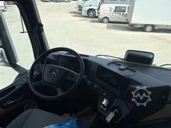 Autocarro ribaltabile MERCEDES-BENZ ACTROS 2551 6X2, PALFINGER-ABROLLKIPPER MIT SCHROTTKRAN,  LENK-LIFTACHSE, EURO 6