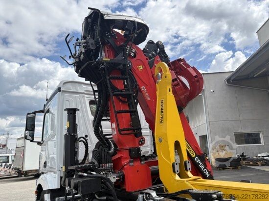 Autocarro ribaltabile MERCEDES-BENZ ACTROS 2551 6X2, PALFINGER-ABROLLKIPPER MIT SCHROTTKRAN,  LENK-LIFTACHSE, EURO 6