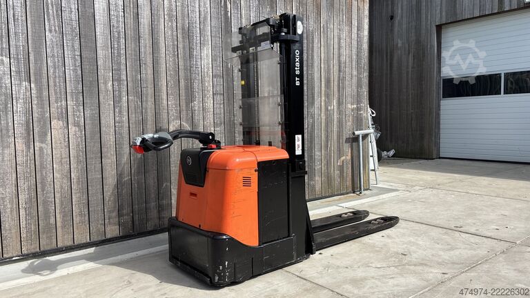 Manual stacker BT SPE 160