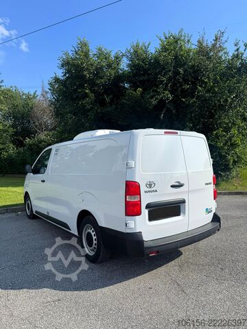 Mini kombi z izolacijo in hladilno enoto TOYOTA PROACE LONG 2.0 DIESEL
