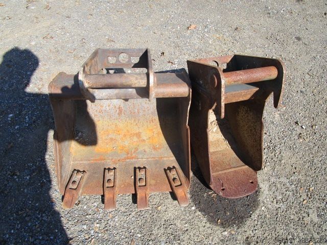 Μίνι εκσκαφέας Takeuchi TB 210R - mechan. Schnellwechsler +3 Löffel
