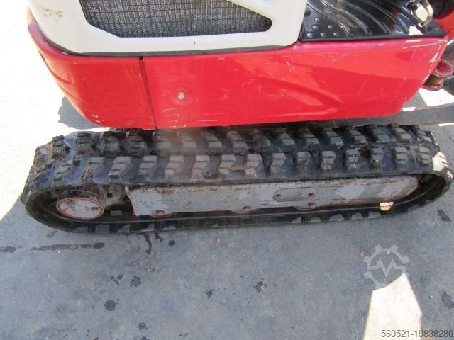Μίνι εκσκαφέας Takeuchi TB 210R - mechan. Schnellwechsler +3 Löffel