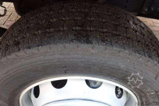 ระบบบีดีเอฟ MAN TGX 26.510 6x2 Intarder. Volledige luchtvering