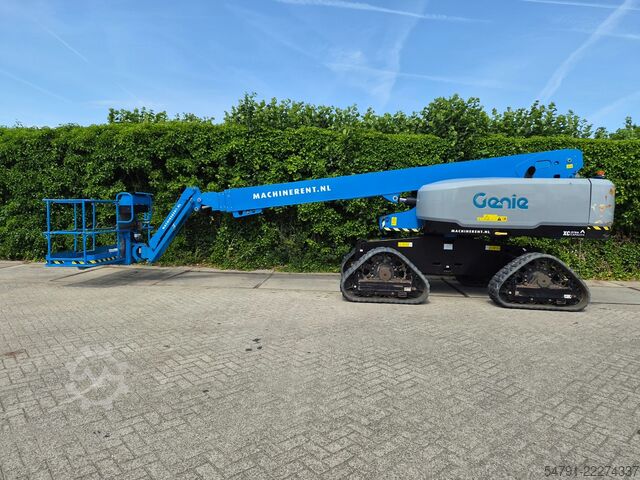  Genie S-65 XC Trax