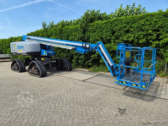  Genie S-65 XC Trax