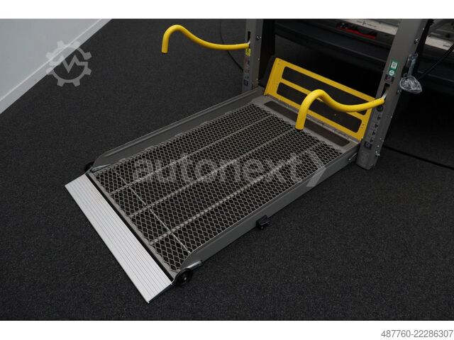Minibus VOLKSWAGEN Crafter 35 *Rollstuhl-Lift* Kamera+Top Zustand (