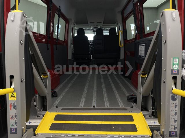 Minibus VOLKSWAGEN Crafter 35 *Rollstuhl-Lift* Kamera+Top Zustand (