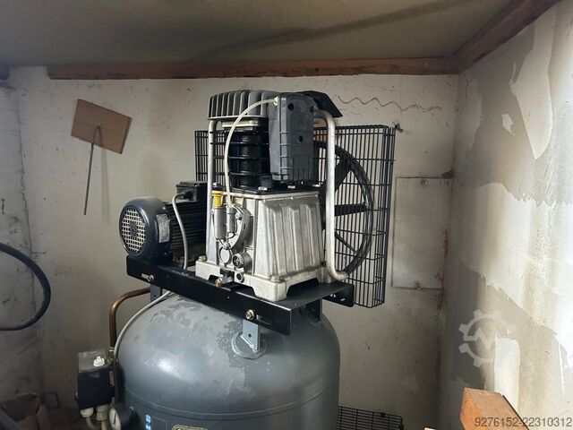 Kompressori Schneider Unimaster UNM 620-270 ST