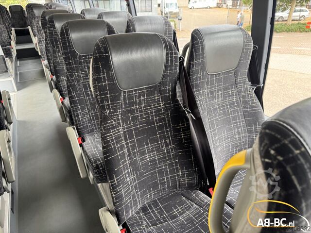 Autocarro de turismo VOLVO 9500, 50 Sitze, Euro 6