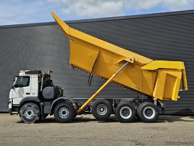  Volvo FMX 460 10x4 TIPPER / MINING