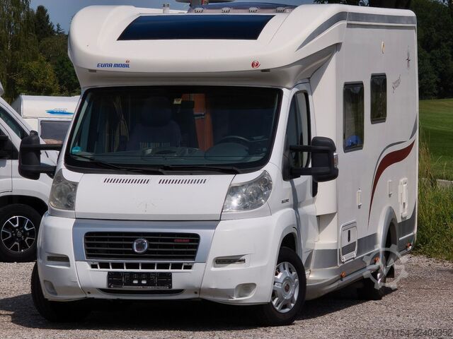 Semi-integrated camper EURAMOBIL Contura 670 SB