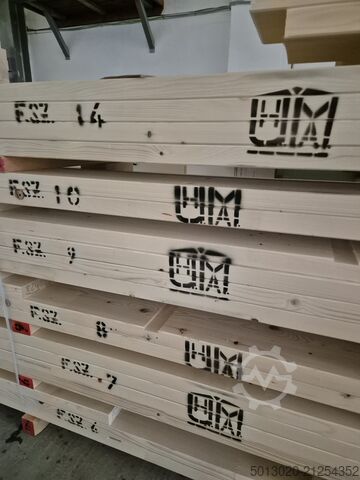 Throughfeed machining center Hundegger Lohnfertigung im Holzbereich