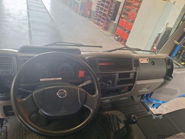 Truck aerial platform Ruthmann TBR 220 / NISSAN CABSTAR