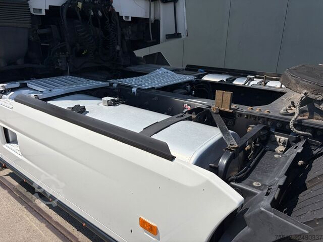 Standaard-SZM Renault T480 / High / 2 Tanks / TUV: 12-2026