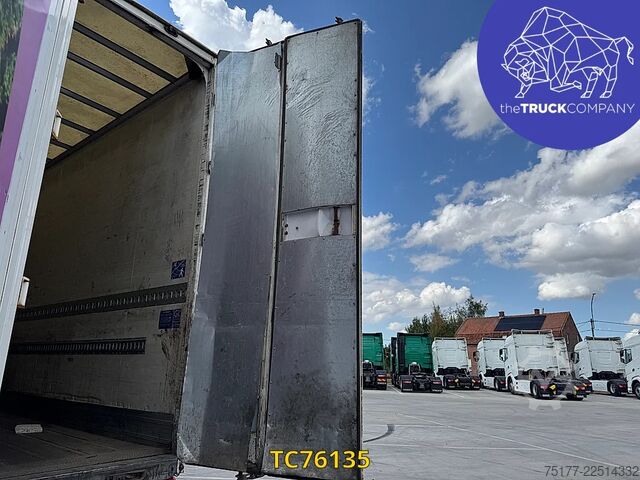 กระเป๋าเดินทาง DAF 85 CF 460